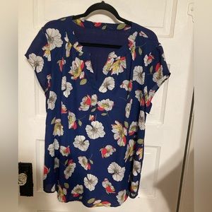 NWOT Floral Top